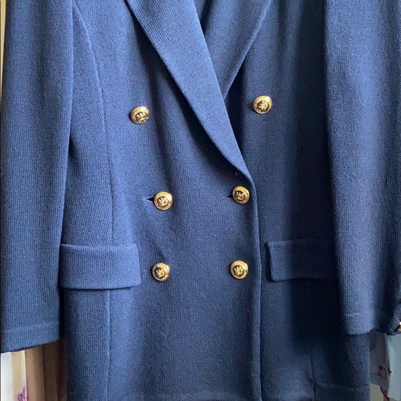 St. John Jackets & Blazers - NWOT St. John blazer